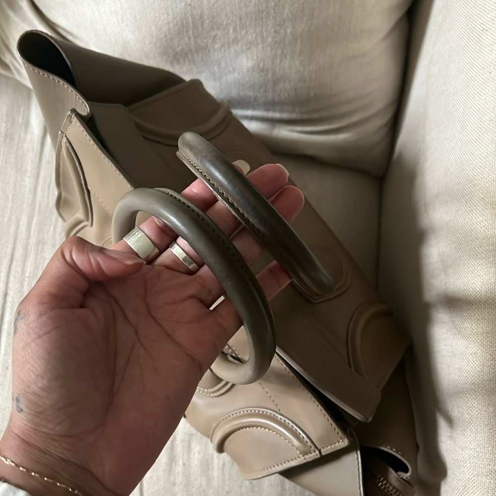 Part II: Celine Mini Luggage Tote - Picture 5 of 17